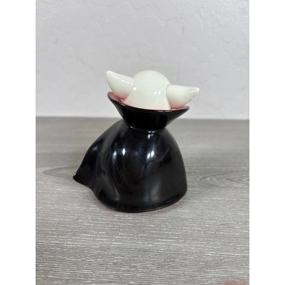 Lenox Porkula Vampire Pig Halloween Figurine Porcelain Dracula Cape